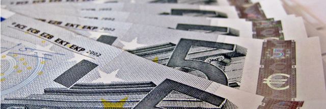 Geld verdienen mit Ihrer eigenen 0900-Nummer - wie funktioniert das?